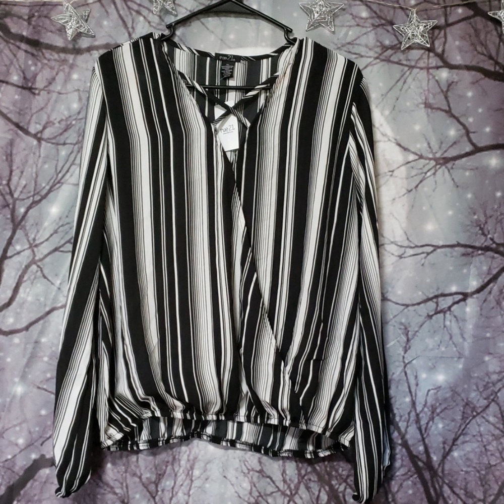 Black and white womans striped top